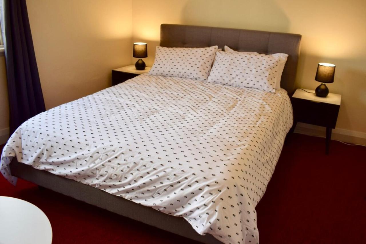 Comfortable 3 Bedroom Apartment In Trendy Haberfield Σίδνεϊ Εξωτερικό φωτογραφία